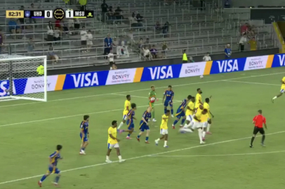 Futbolda 8 saniye kuralı ilk kez uygulandı