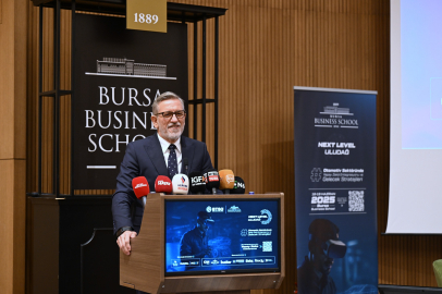 Next Level Uludağ Zirvesi Bursa Business School’da Başladı Otomotiv Sektörünün Geleceği Bursa’da Şekilleniyor
