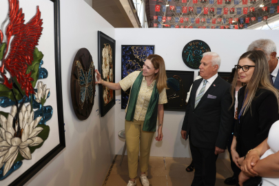 BUSMEK Yıl Sonu Sergisi ziyarete açıldı