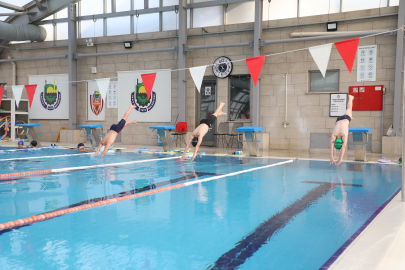 İnegöl’de Yüzme Eğitimlerine Yoğun İlgi
