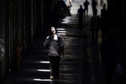 Savaş interneti vurdu