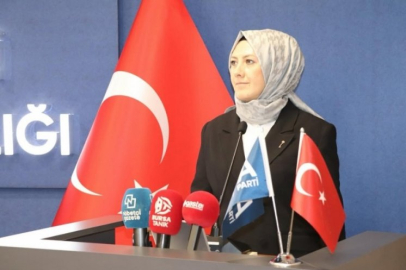 Anahtar Parti Bursa'da deprem! Zehir zemberek sözlerle istifa etti...