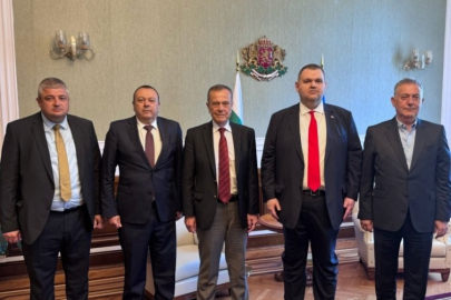 Turhan Gençoğlu'ndan Bulgaristan çıkarması