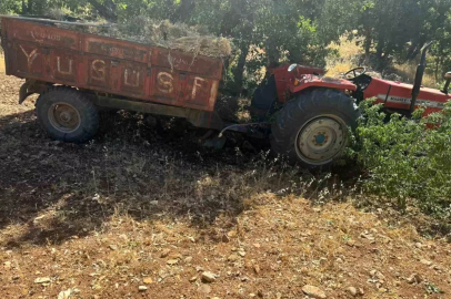 Diyarbakır'da Devriilen Traktör Sürücüsünü Canından Etti
