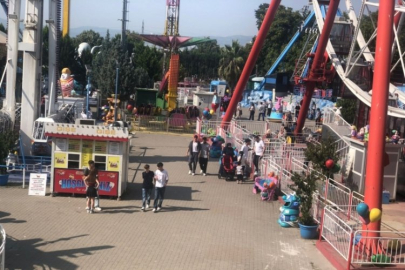 Kültürpark lunaparkı tatil neşesiyle şenlendi!