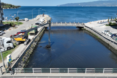Büyükşehir’den Karsak Deresi’nde kapsamlı temizlik
