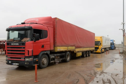 Abdulkadir Uraloğlu: Türkiye ile Suriye arasında aktarmasız nakliye başlıyor