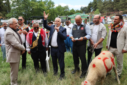 Bursa’da, 63. Tarihi Çalı Yağlı Güreşleri heyecanı