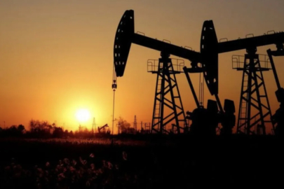 Petrolde 60 dolar beklentisi: Akaryakıt fiyatlarının düşmesi bekleniyor