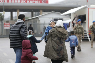 Suriyeliler geri dönüyor: 300 bin Suriyeli ülkesine döndü