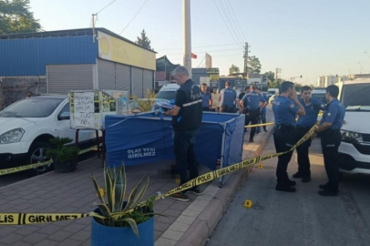 Boşanmasından sorumlu tuttu, ortalığı kan gölüne çevirdi