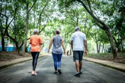 Neden her gün 10 bin adım atmak gerekiyor?