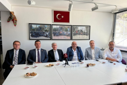 MUYAD üyelerinden Mudanya Muhtarlar Derneği Başkanı Gün'e hayırlı olsun ziyareti!