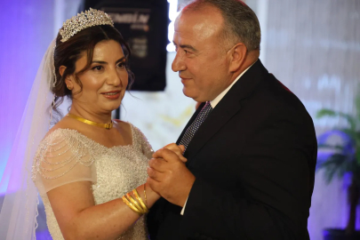 Elazığ'da 34 yıl sonra karşılaşan lise arkadaşları evlilik kararı aldı