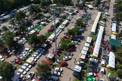 Otomotiv kenti Bursa'da yüzlerce modifiyeli araç buluştu!