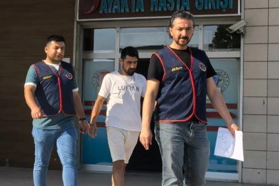 Bursa'da aranan zanlı kafede çay içerken yakaladı