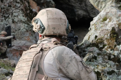 12 asker mağarada nasıl şehit oldu?