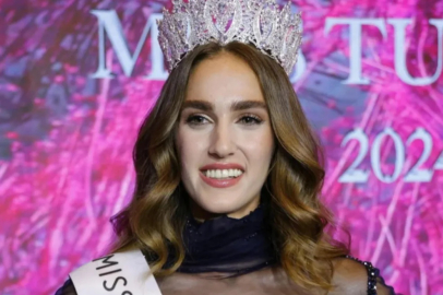 Miss Turkey birincisi İdil Bilgen tatil sezonunu açtı