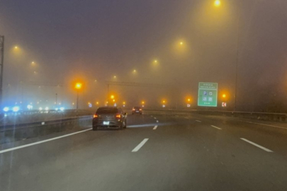 Bolu Dağı'nda sis ve yağış etkili oluyor