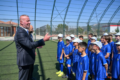 Karacabey Belediyesi’nin Yaz Spor Okulu başladı