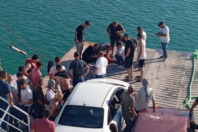 Feribotta hareketli dakikalar! Vatandaş kurtardı...