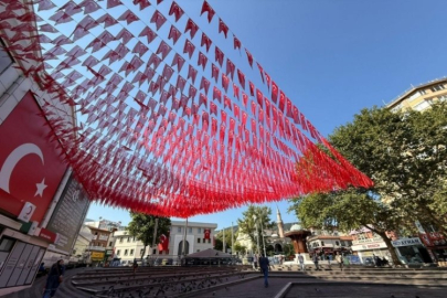 Bursa, bayraklarla donatıldı!