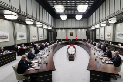 Kabine kulisleri kaynıyor!