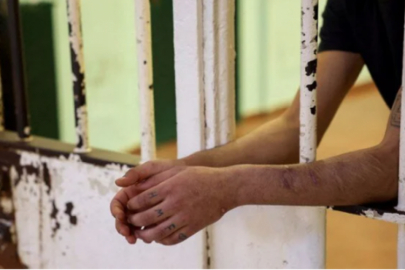 İtalya'da cezaevleri boşalıyor: Binlerce mahkum serbest kalacak