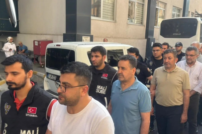 İstanbul merkezli FETÖ operasyonu: 24 tutuklama