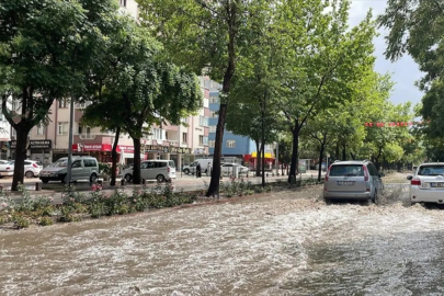 Konya'da şiddetli sağanak nedeniyle zor anlar yaşandı