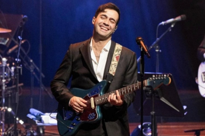 Mert Demir Bursa'da müzik ziyafeti verecek!