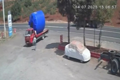 Şanlıurfa'da el freni çekilmeyen çekici faciaya neden oluyordu