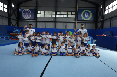 Yaz Spor Okulları'nda çocuklar sertifikalarına kavuştu