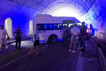 Tünelde trafik kazası: 8 kişi yaralandı