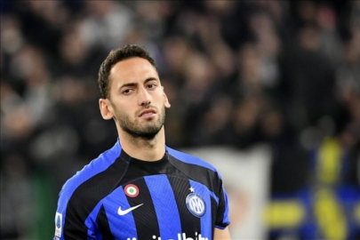 Hakan Çalhanoğlu'nun menajerinden beklenen açıklama...