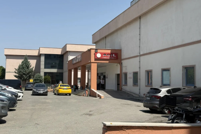 Iğdır'da yaş pasta tüketen 79 kişi zehirlendi