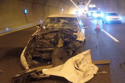Orhangazi tünelinde korkutan kaza! Otomobil kamyona çarptı, sürücü yaralı