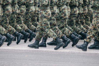 Askerlikte yeni plan: Önce gönüllü sonra zorunlu...