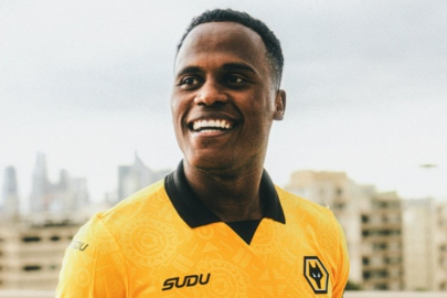 Galatasaray'ın da çok istediği oyuncu İngiliz kulübüne imzayı attı