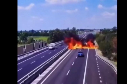 Uçak otoyola çakıldı!