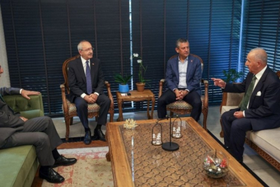 Özgür Özel'den, Kemal Kılıçdaroğlu'na taziye ziyareti