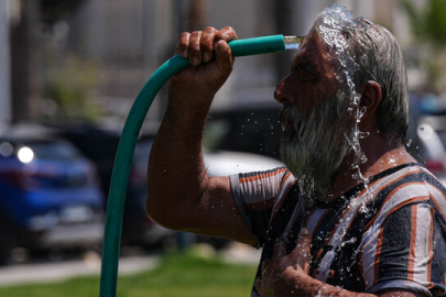Sıcak hava dalgası geçmeden yenisi geliyor! Sokağa çıkmayın uyarısı