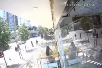 İstanbul'da sokakta tartıştığı kişiyi silahla vurdu