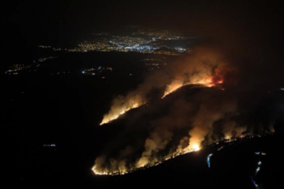 7 gündür süren yangın şehir merkezine ulaştı!