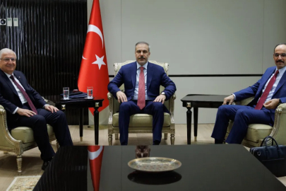 Dışişleri Bakanlığı'nda 3'lü zirve