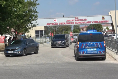 Kemal Kılıçdaroğlu, Muhittin Böcek’i ziyaret etti