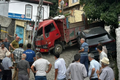 Elektrik direğine çarparak durabildi