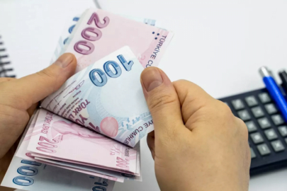 Yüzbinlerce kişinin beklediği maaş zammında imzalar atıldı!