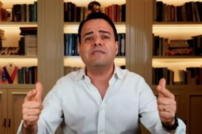 Özgür Demirtaş, "Safmışım, salakmışım" diyerek isyan etti!