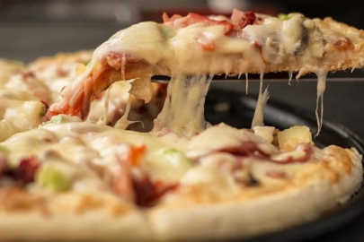 Ünlü pizza zinciri 74 şubesini kapattı!